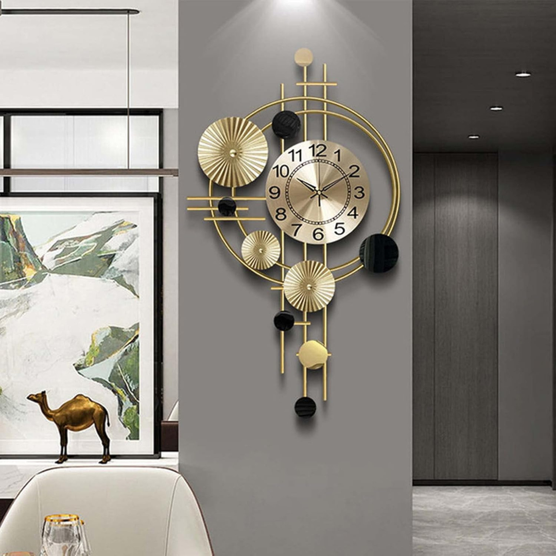 Wanduhr im zeitlosen Stil