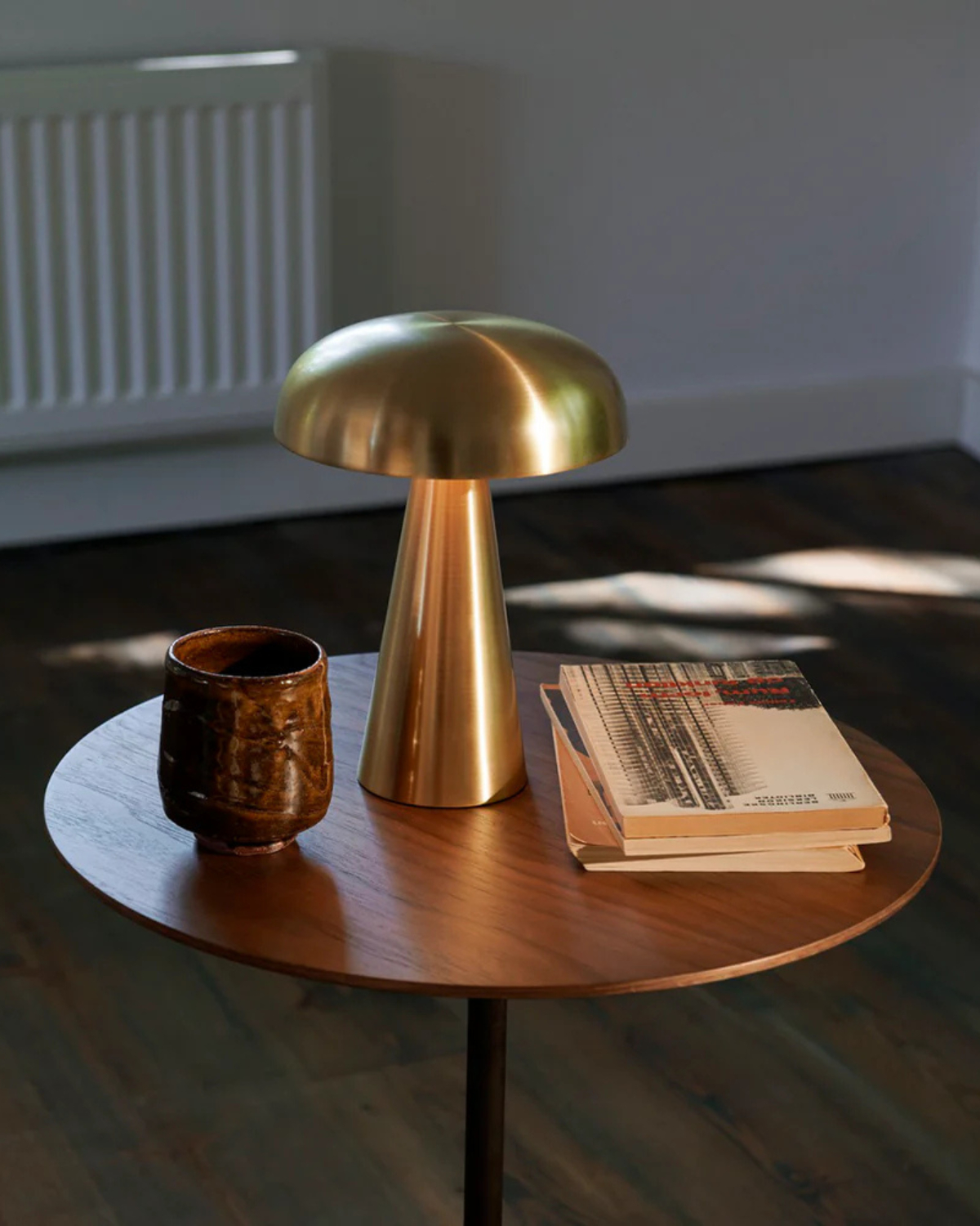 Tischlampe mit klarem Design