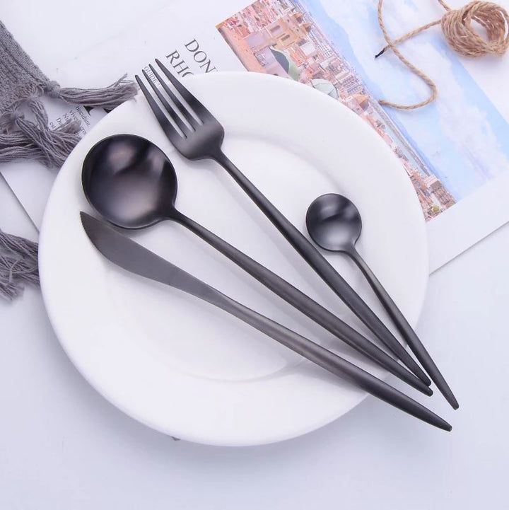 Schwarz Besteckset | Modern und zeitlos