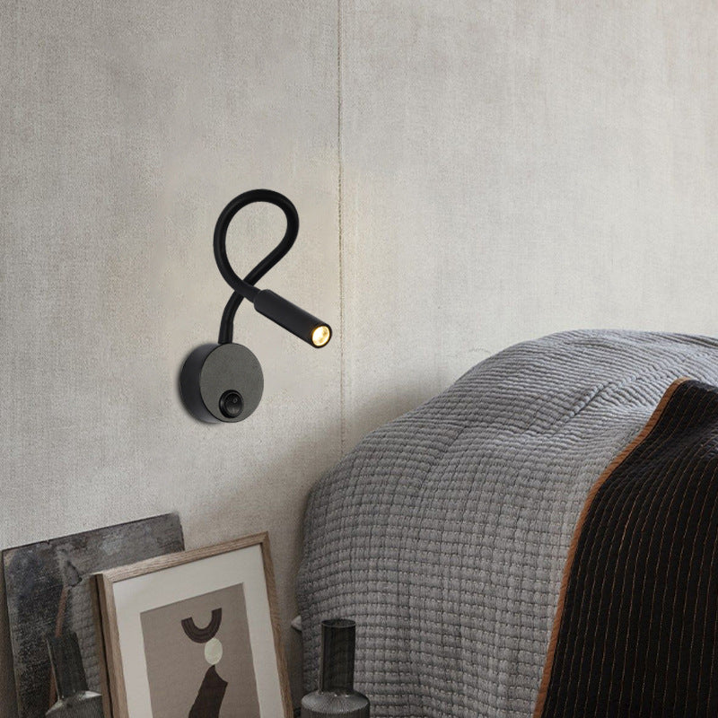 Minimalistische Lesewandleuchte mit LED