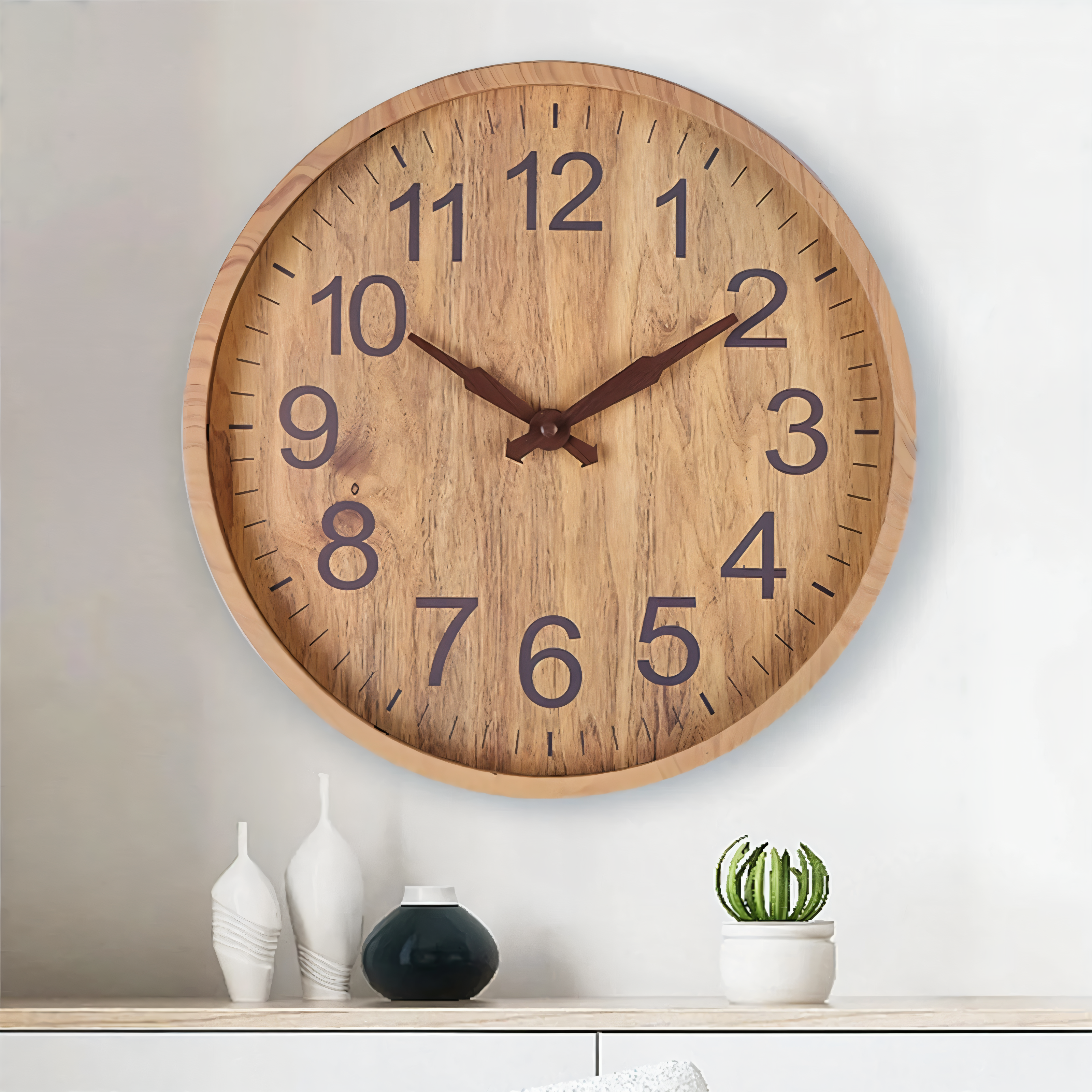 Wanduhr in Holzoptik