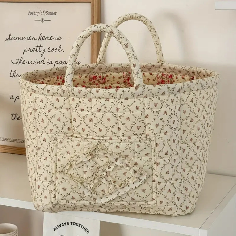 Gequilteter Aufbewahrungskorb mit Blumenmuster