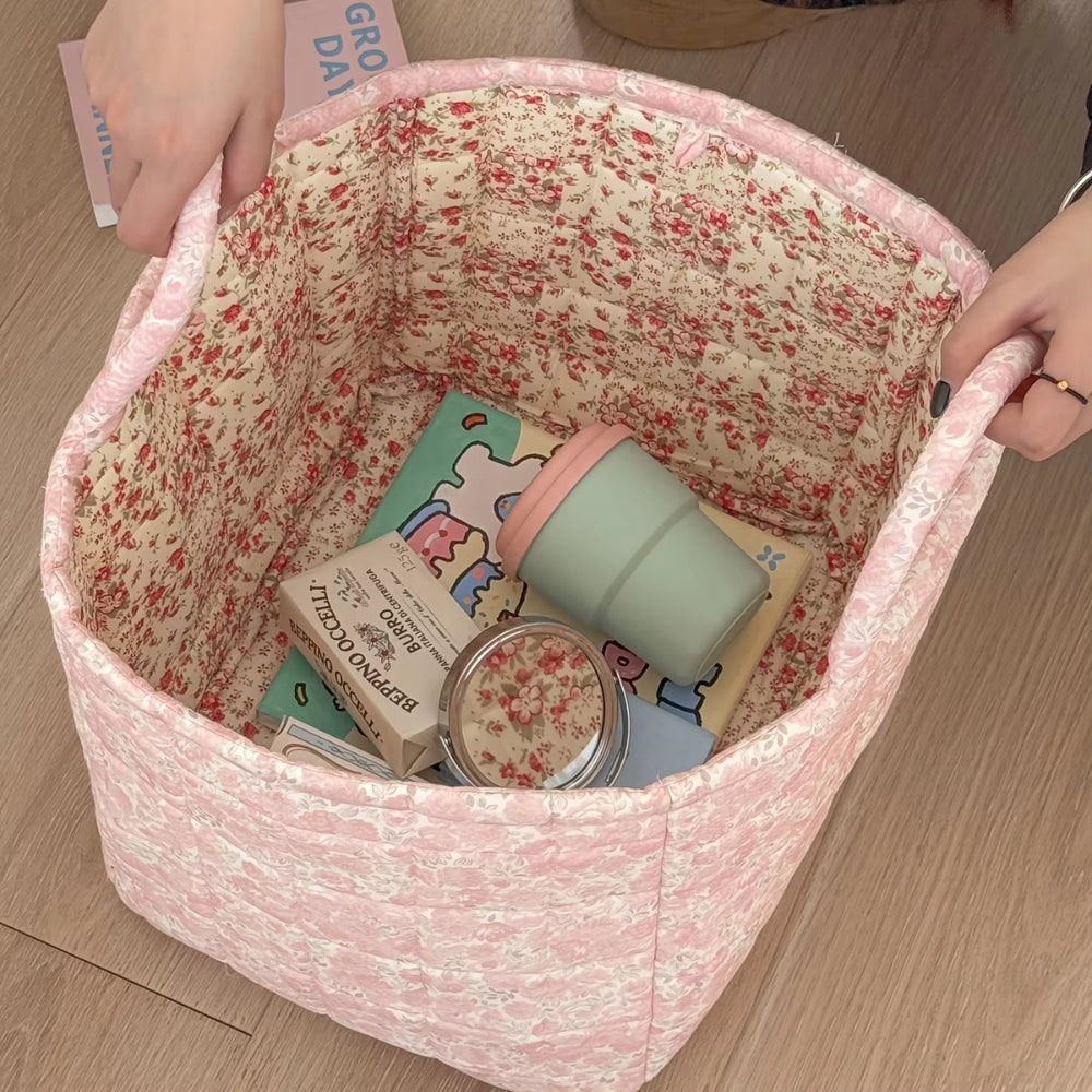Gequilteter Aufbewahrungskorb mit Blumenmuster