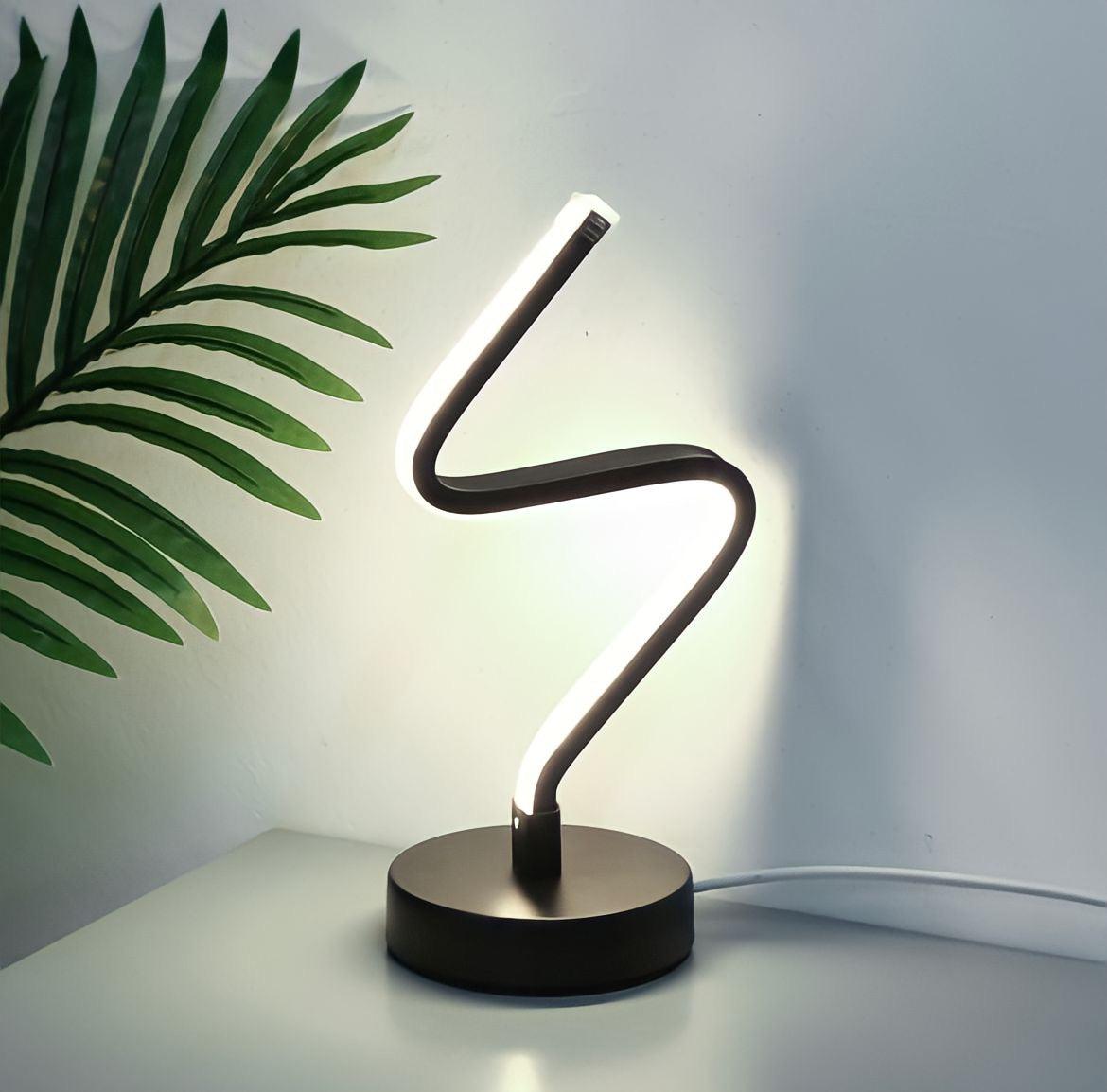 Spirale Tischleuchte | Stilvolles Lichtspiel für jeden Raum