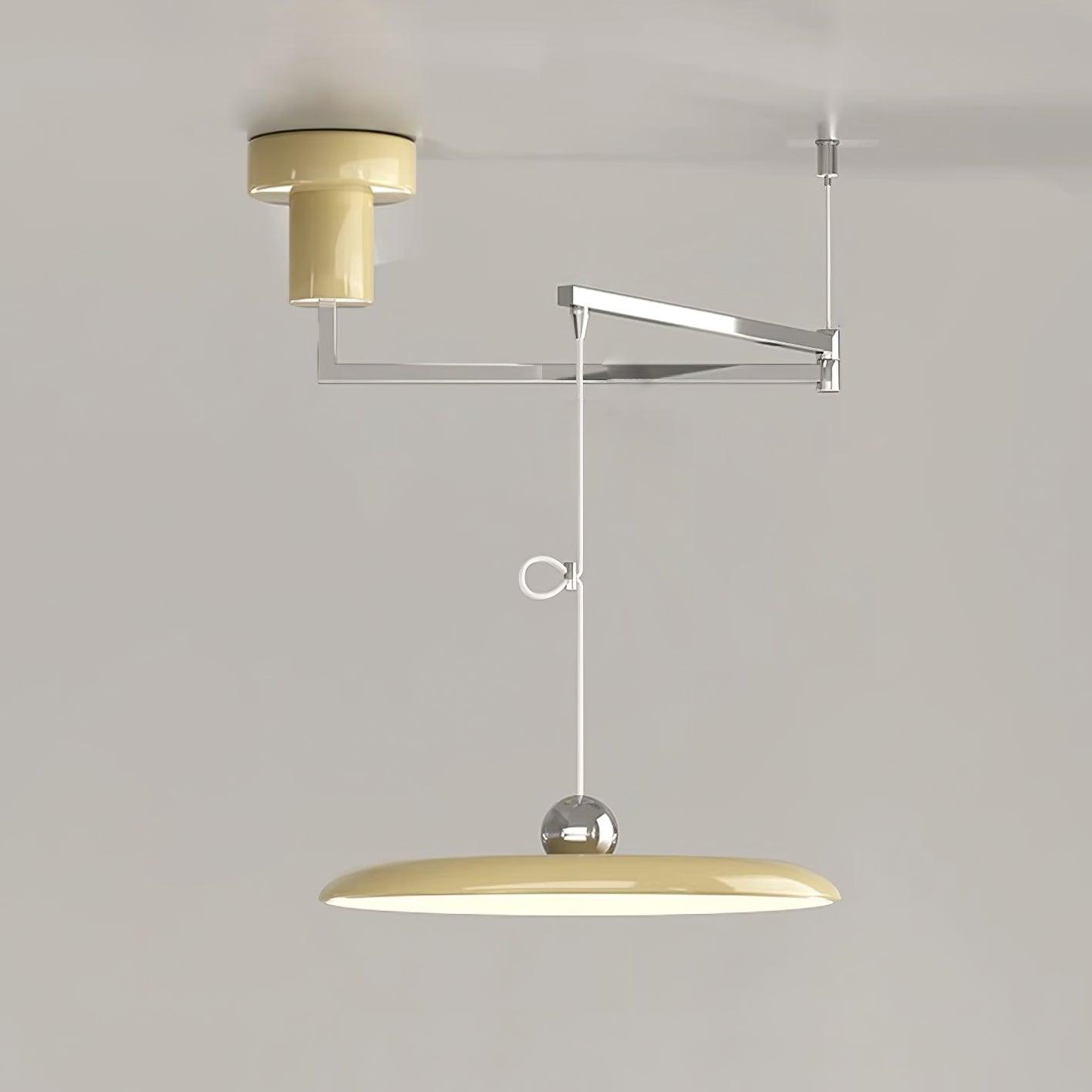 Hängelampe mit klarem Design