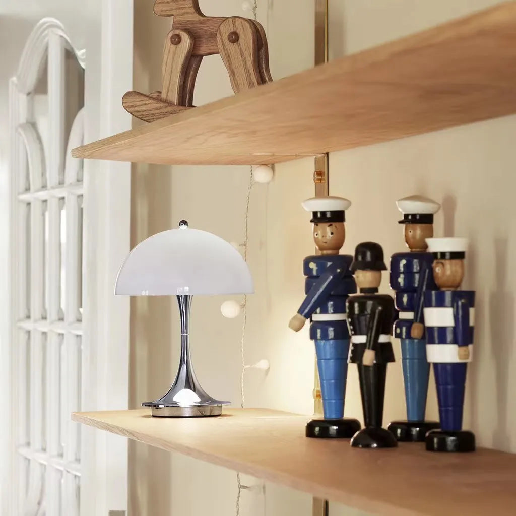 Moderne Nachttischlampe | Wohnen