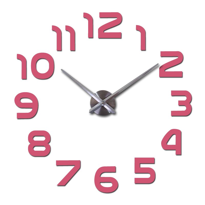 Großformatige Wanduhr im modernen Design