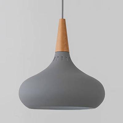 LED-Hängeleuchte mit Holzoptik