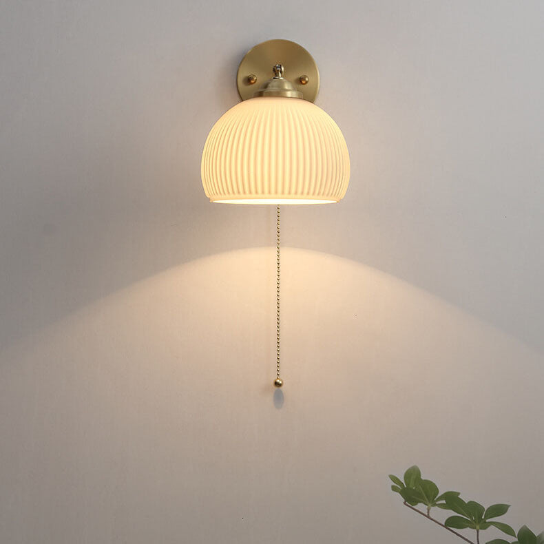 Wandleuchte mit Schnurschalter