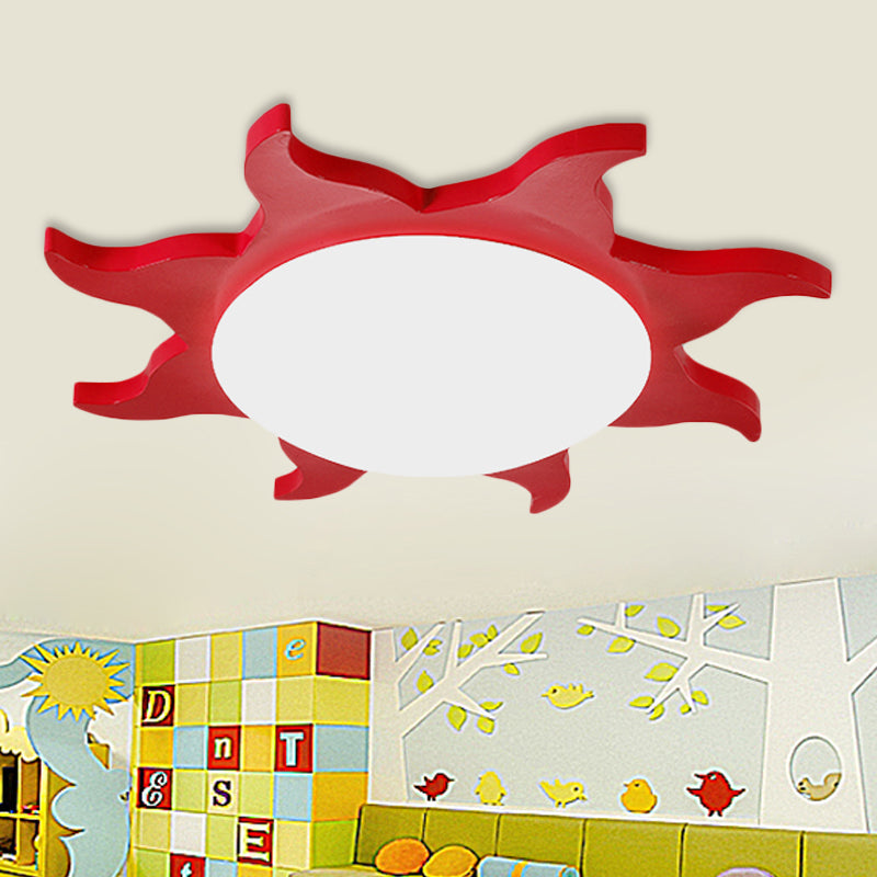Kinderdeckenleuchte in Sonnenform