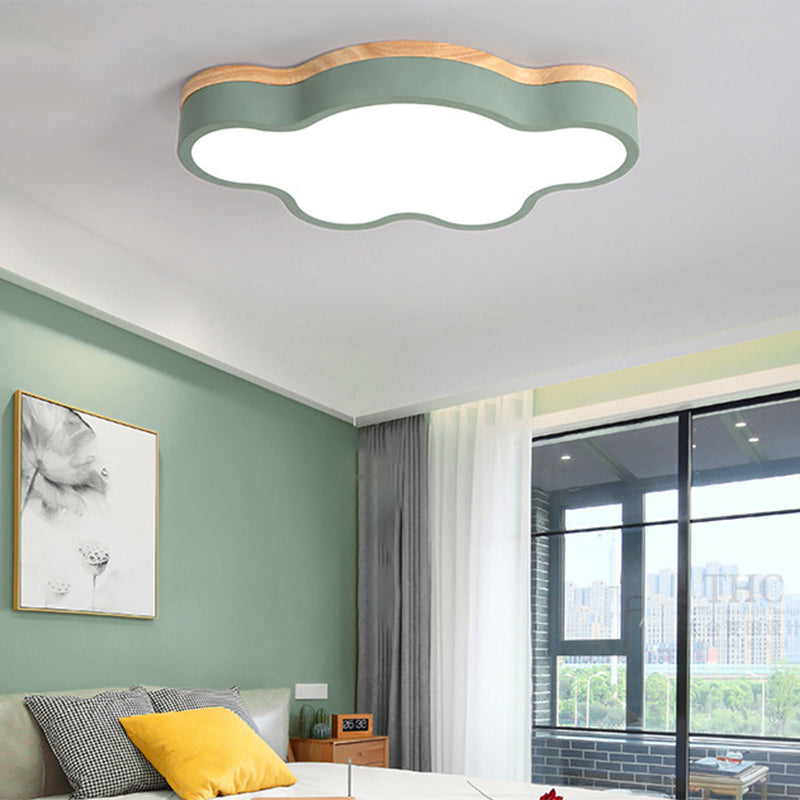 Wolkenförmige LED-Deckenleuchte für Kinderzimmer