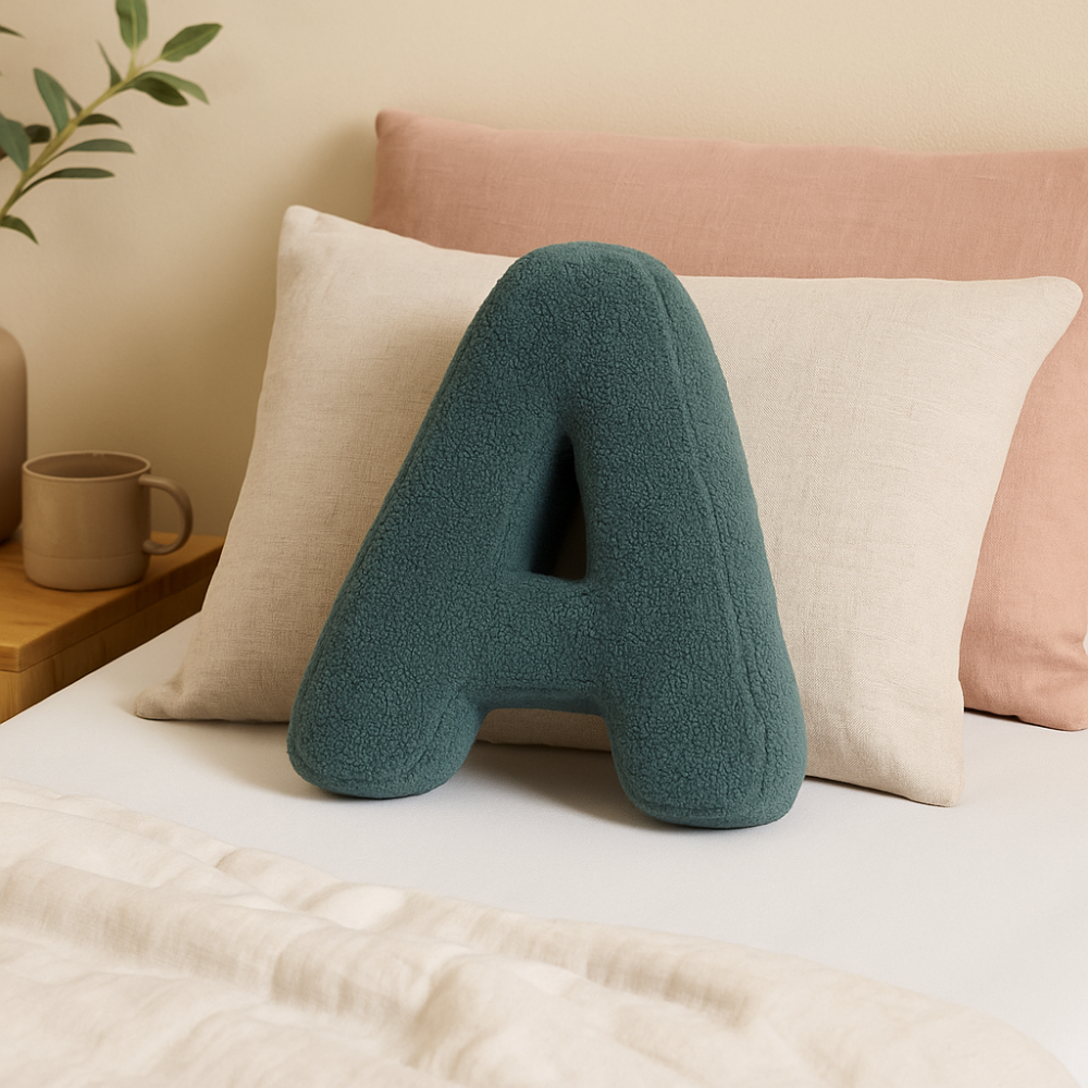 Buchstaben-Kissen | Wohnzimmer