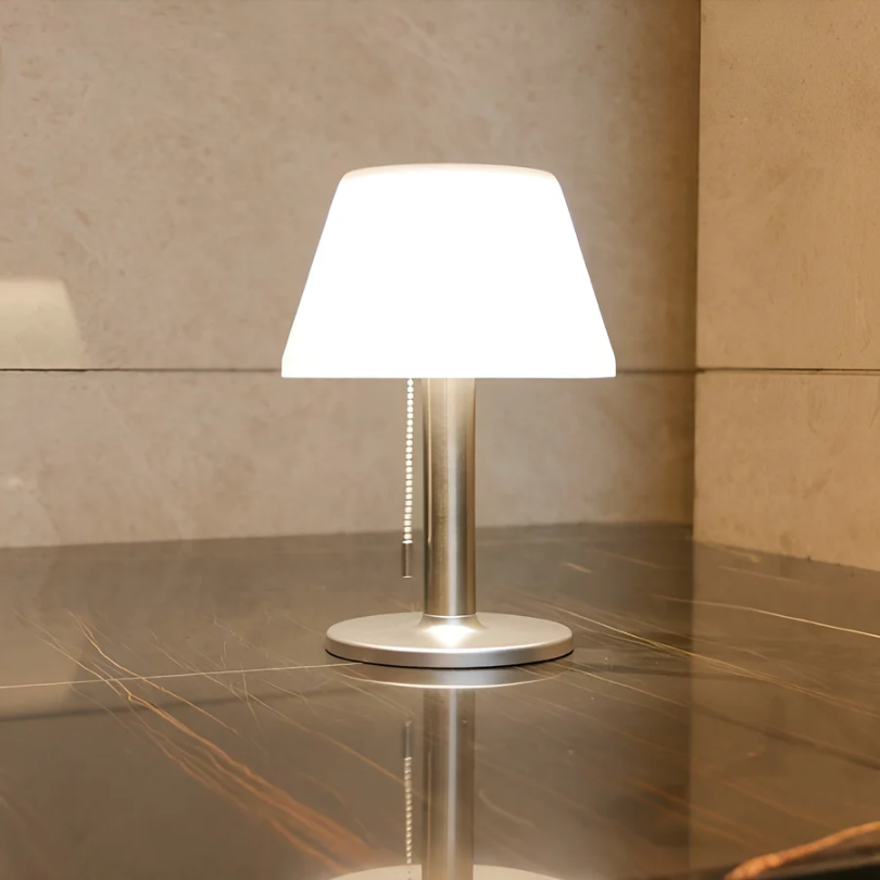 Tischlampe Modernes Design für Wohn- und Arbeitsbereiche