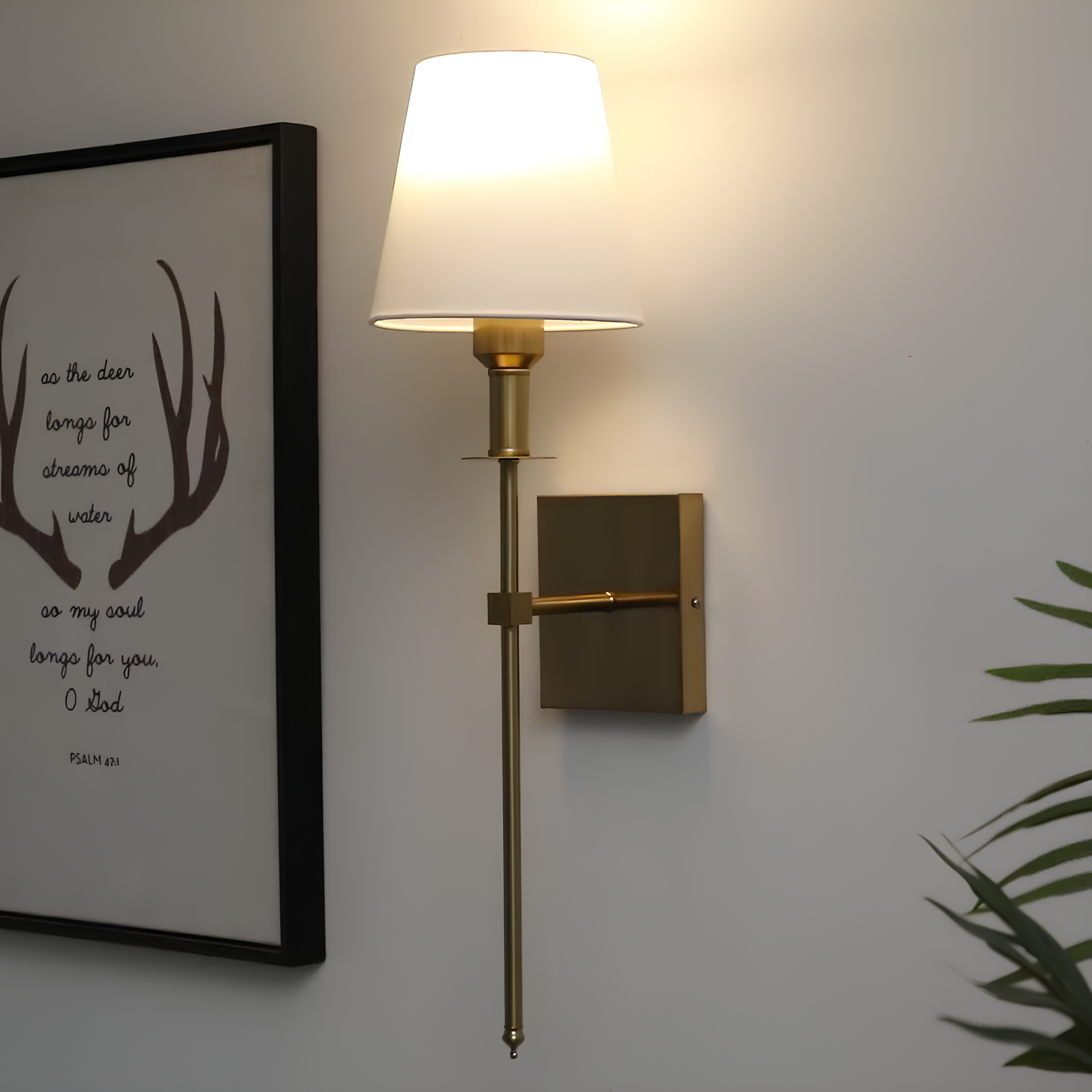 Wandleuchte mit Lampenschirm | Wohnzimmer