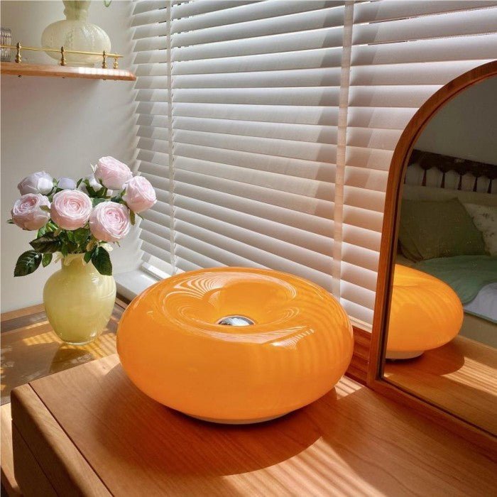 Runde Tischlampe in Donutform